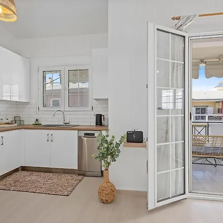 αmazing House For 8 Near The Sea! Апартаменты Kanithos