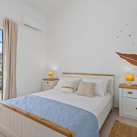 Апартаменты αmazing House For 8 Near The Sea!