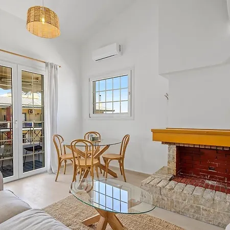 αmazing House For 8 Near The Sea! Kanithos