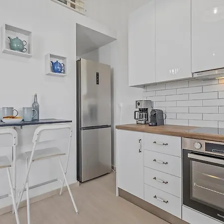 Апартаменты αmazing House For 8 Near The Sea!